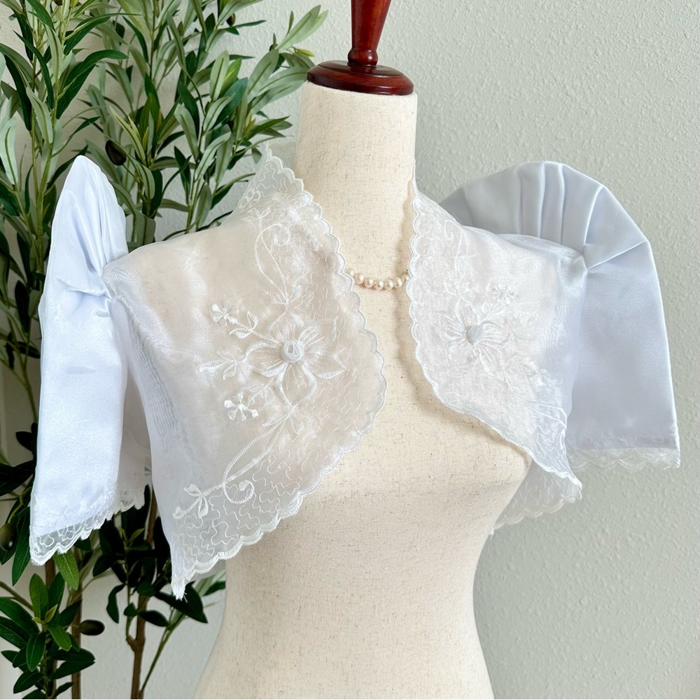 White Terno Sleeve Filipiniana Bolero 🖤